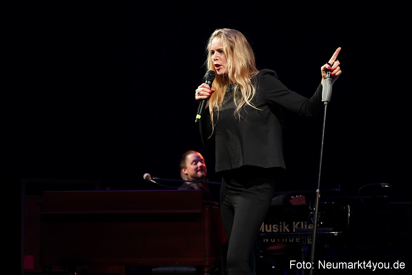 Rebekka Bakken Jazz und Blues Open Wendelstein 2024 0018